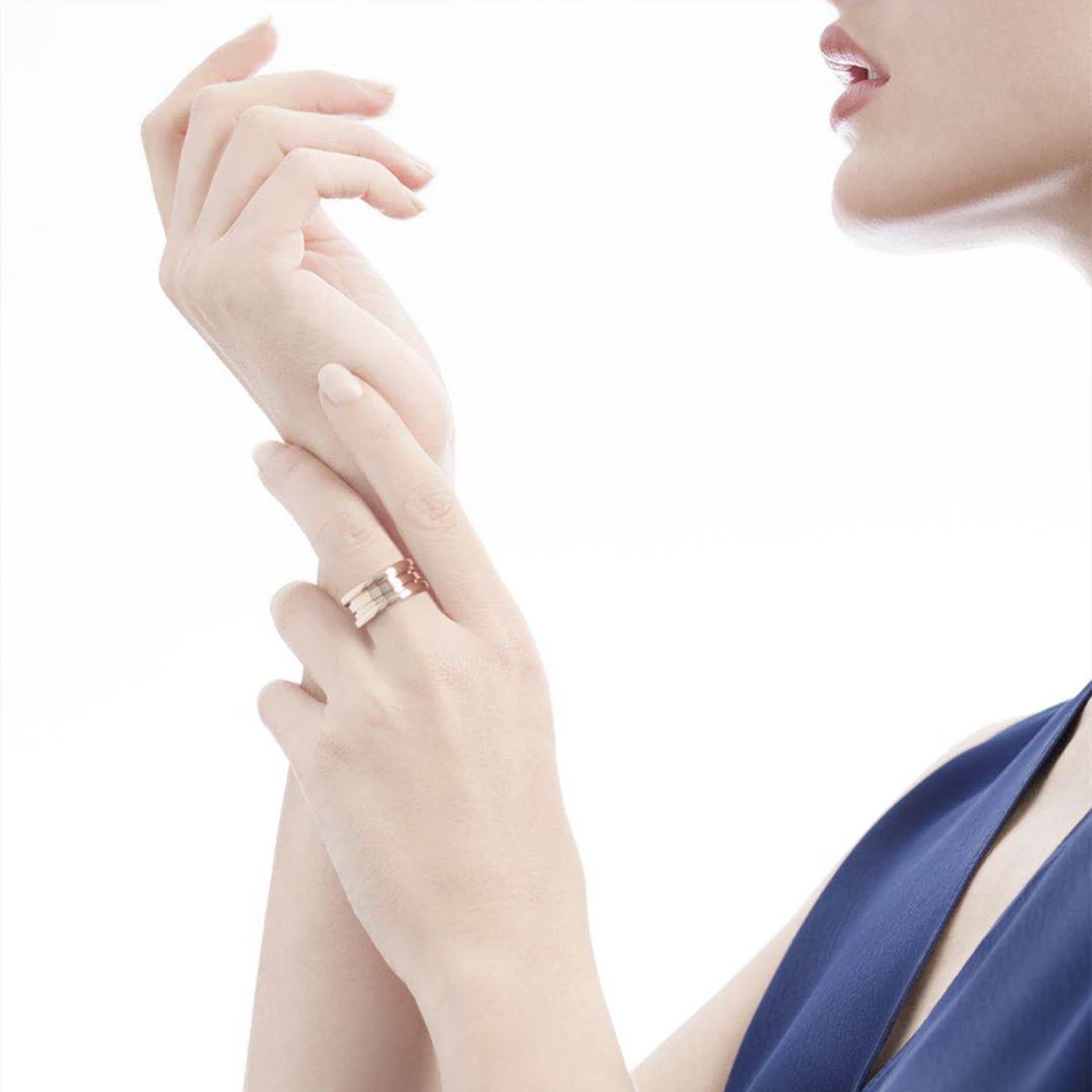 

Spring Shaped Titanium Steel Ring Rose Gold Roman Color Ceramic Ring Couple Engagement Ring 5-10 Roman Numerals Free Shipping