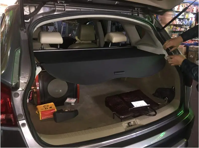 

High Quality Rear Trunk Security Screen Privacy Shield Cargo Cover For Nissan Qashqai 2015 2016 2017 2018 2019 (Black Beige)