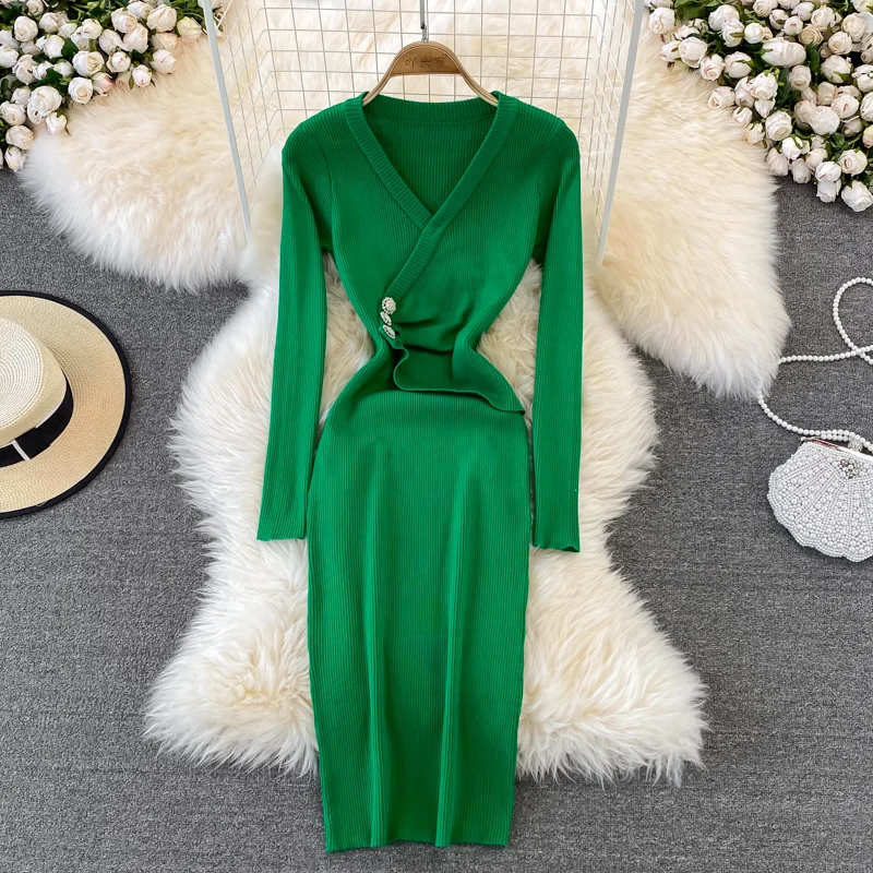 

Autumn and Winter Retro Elegant Sexy V-neck Mid-length Slim Slimming Long-sleeved Knitted Bag Hip Dress
