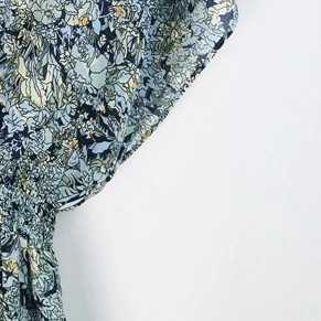 

2021 Early Autumn New Retro Print Irregular Bat Sleeve Backless V-neck Dress