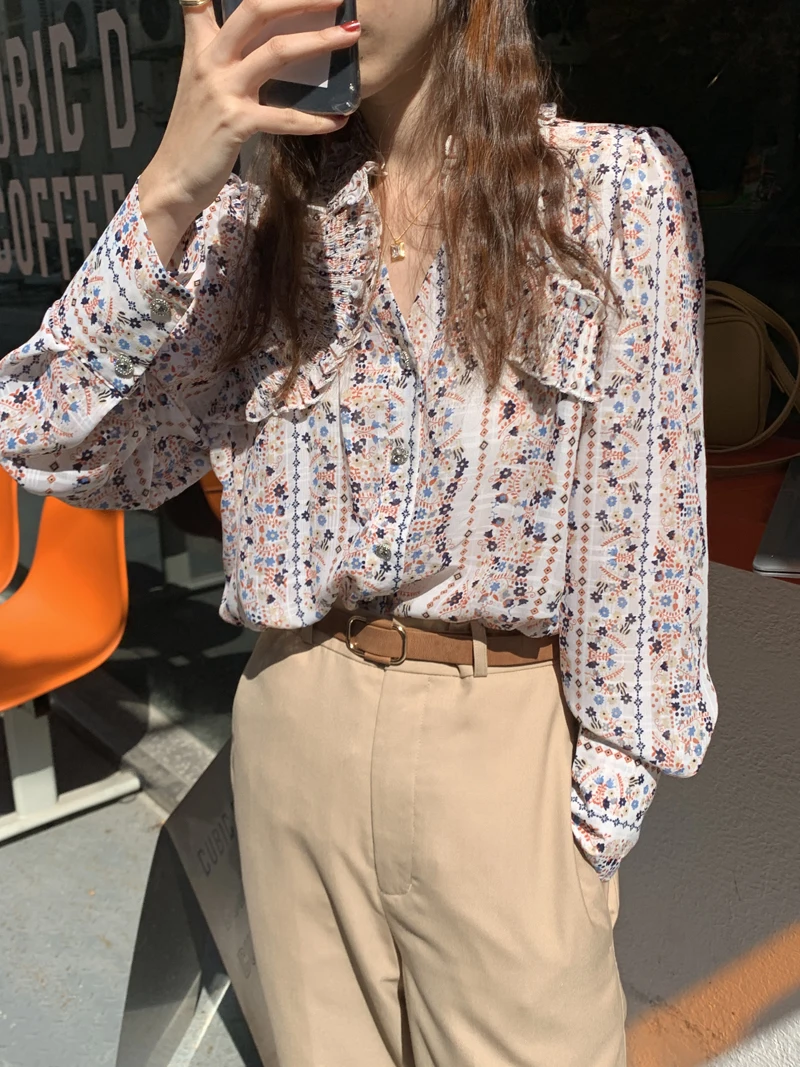 

Корейская шикарная Милая Молодежная Цветочная шифоновая рубашка Женский дизайн нишевый Новый стиль ретро Гонконгский Стиль Топ с длинным ...