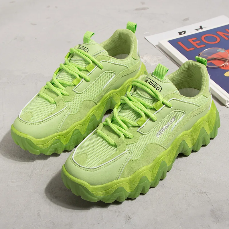 Женские кроссовки зеленого цвета на весну молодежные шнуровке для бега 2020 новая