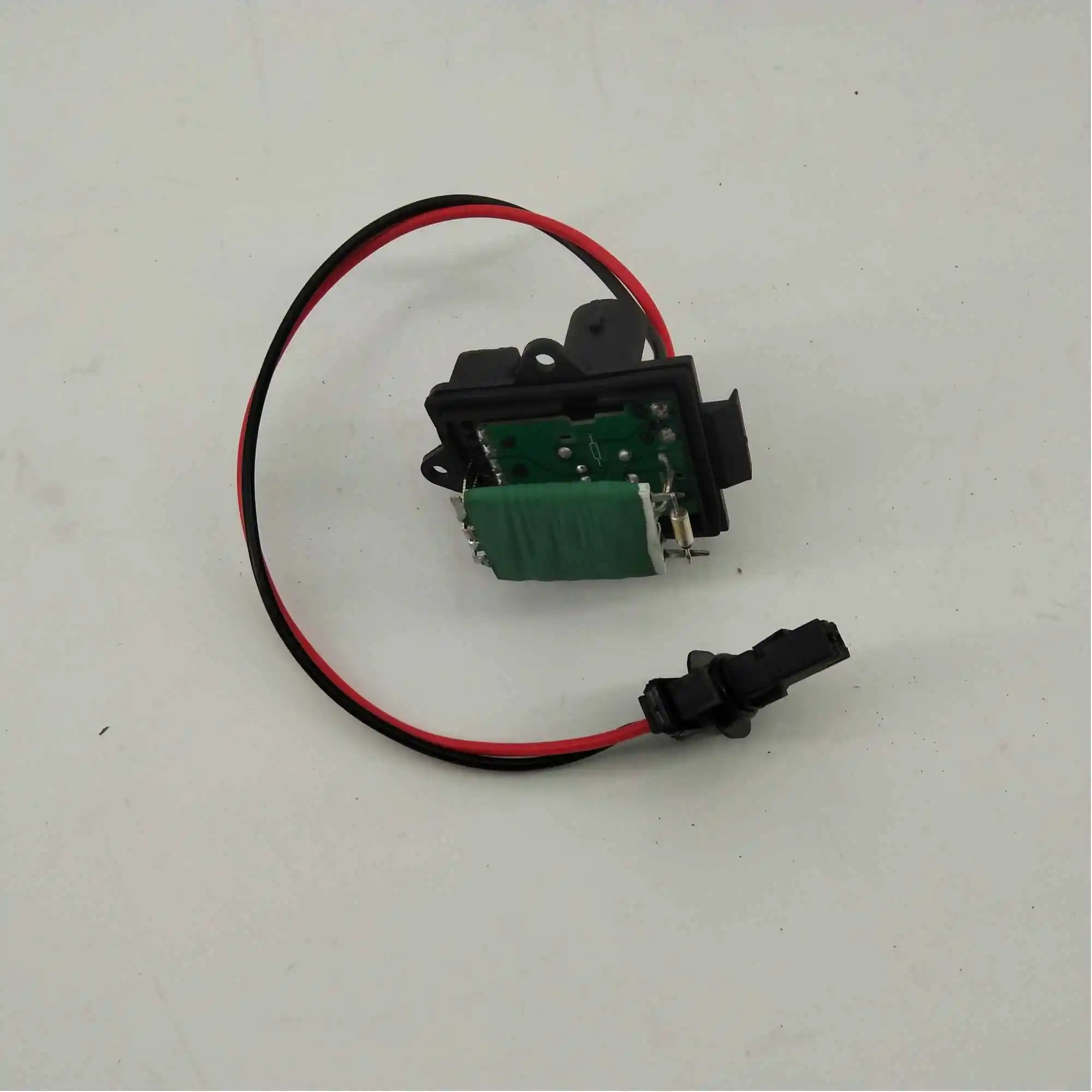 7701050890 515086 Heater Blower Motor For Resistor Renault Clio II Thalia I Ref. BB0/1/2 CB0/1/2 SB0/1/2 LB0/1/2 |