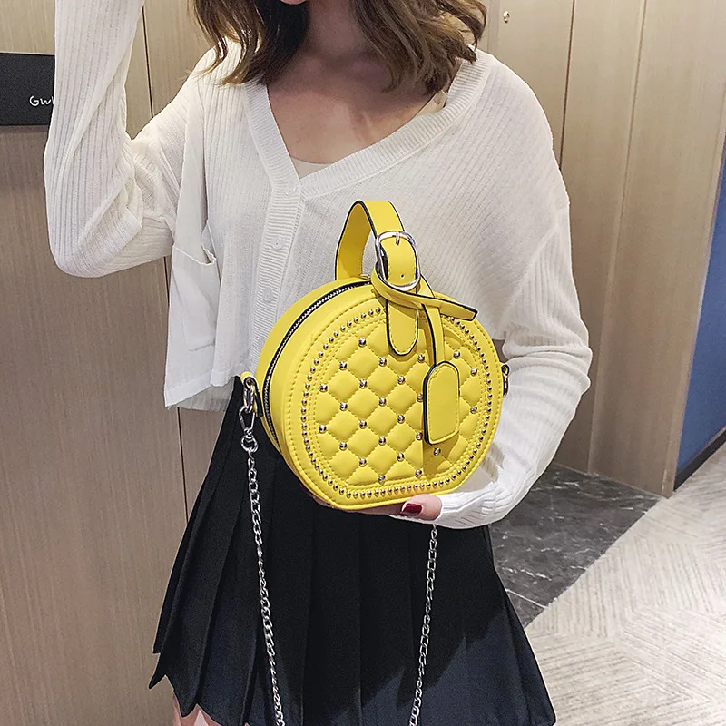 

Bags 2021 New Female Bag Rhombic Rivet Small Round Bag Tide Portable Messenger and Shoulder Bags