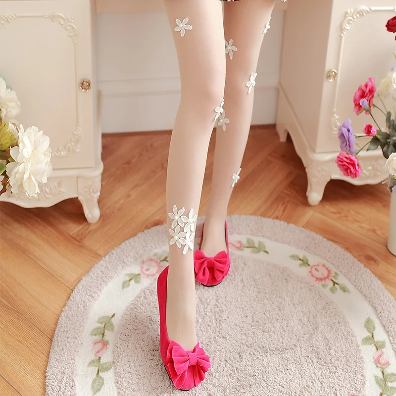 

European And American Sexy Hot Flower Free Cut Pantyhose Silk Feeling Comfortable Shiny Leg Covers Romantic Fashion 2021
