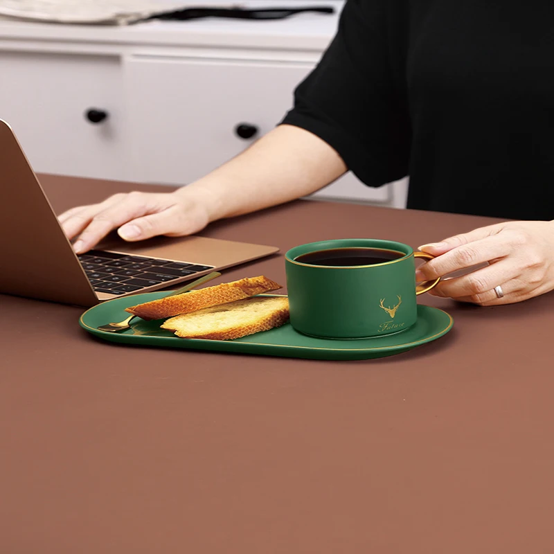 Набор кофейной чашки блюдце-поддон Золотая керамическая европейская роскошная