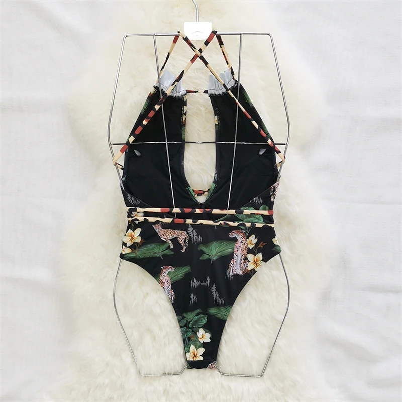 

New leopard print one-piece bandage swimwear