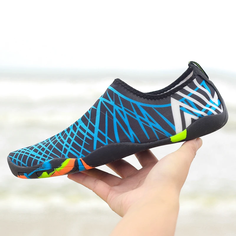 

Men's and Women's Sports Shoes Quick-drying Swimming Shoes Unisex Outdoor Breathable Upstream Beach Shoes To Protect Safety