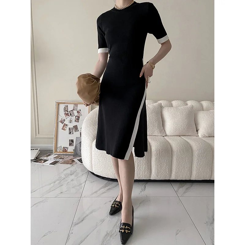 

Slim Color Contrast Design Knitted Dress Female 2021 Spring And Summer French Dignified Midi Black Dresses