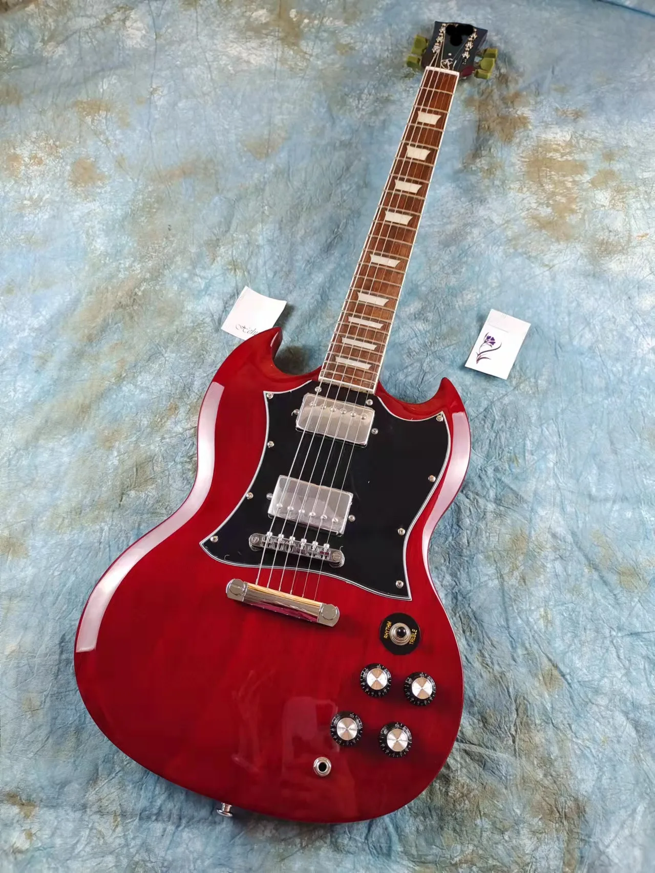 

Электрогитара SG, винно-красная, цветочный горшок, фотография, быстрая доставка, бесплатная доставка