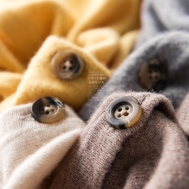 Basic Style Women 100% Wool Hood Collar Cardigan New Colors Womens Knitted Hoodie Solid Color Sweater Winter Spring Hotlist 2020
Basic Style Women 100% Wool Hood Collar Cardigan New Colors Womens Knitted Hoodie Solid Color Sweater Winter Spring Hotlist 2020