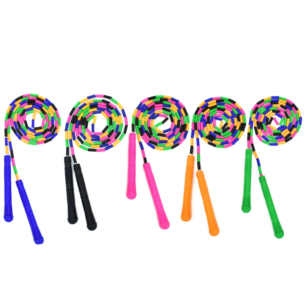 Скакалка из ПВХ 270 см для детей и взрослых с разноцветными бусинами нескользящими
