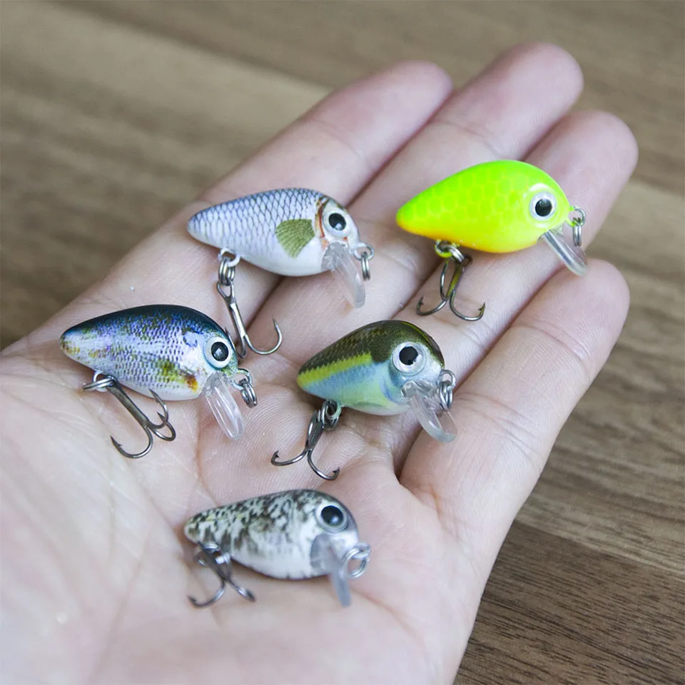 

Walk Fish 5PCS/Lot 1.8g 3cm Topwater 0.1-0.5m Japan Mini Crankbait 5 Baits with Plastic Box Fly Fishing Lure Crazy Wobbler