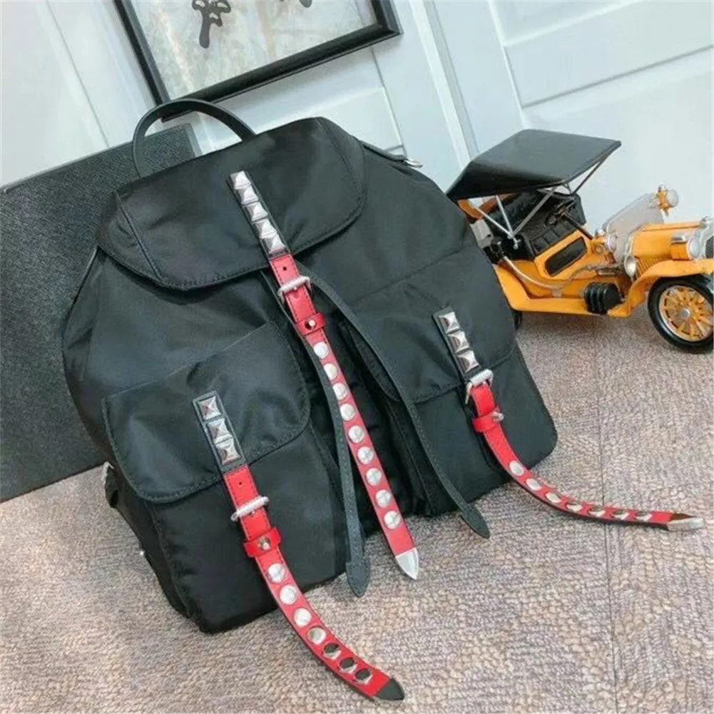 

Unisex black fabric backpack outdoor sports backpack
