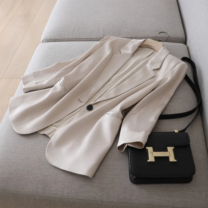 LMCAVASUN японский глянцевый триацетатный атласный маленький костюм куртка Женский