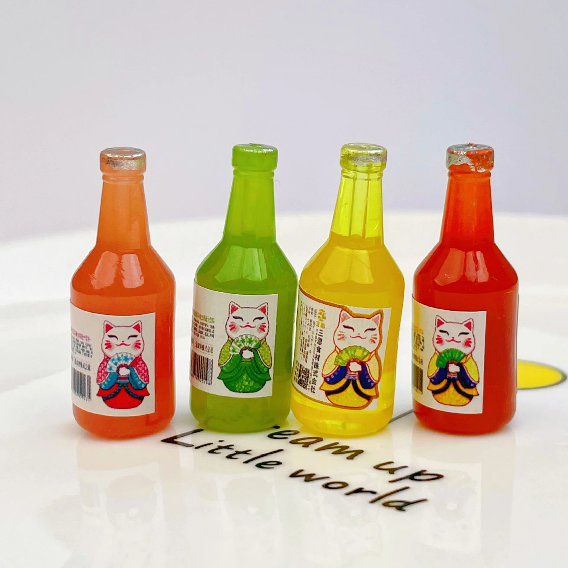 

Resin Mini Wine Bottle Charms DIY Scrapbooking for Dollhouse Miniature Pretend Play Food Toy Kitchen Accessories