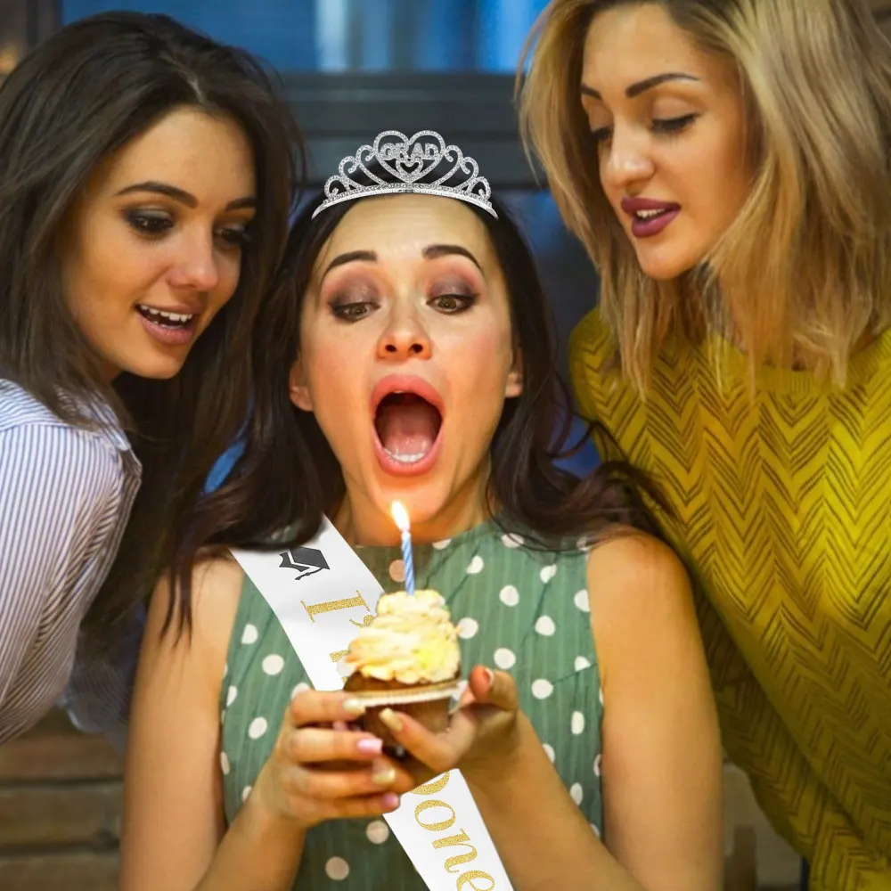 

1 Set Graduation Etiquette Belt Crystal Crown Set 2021 Graduation Supplies