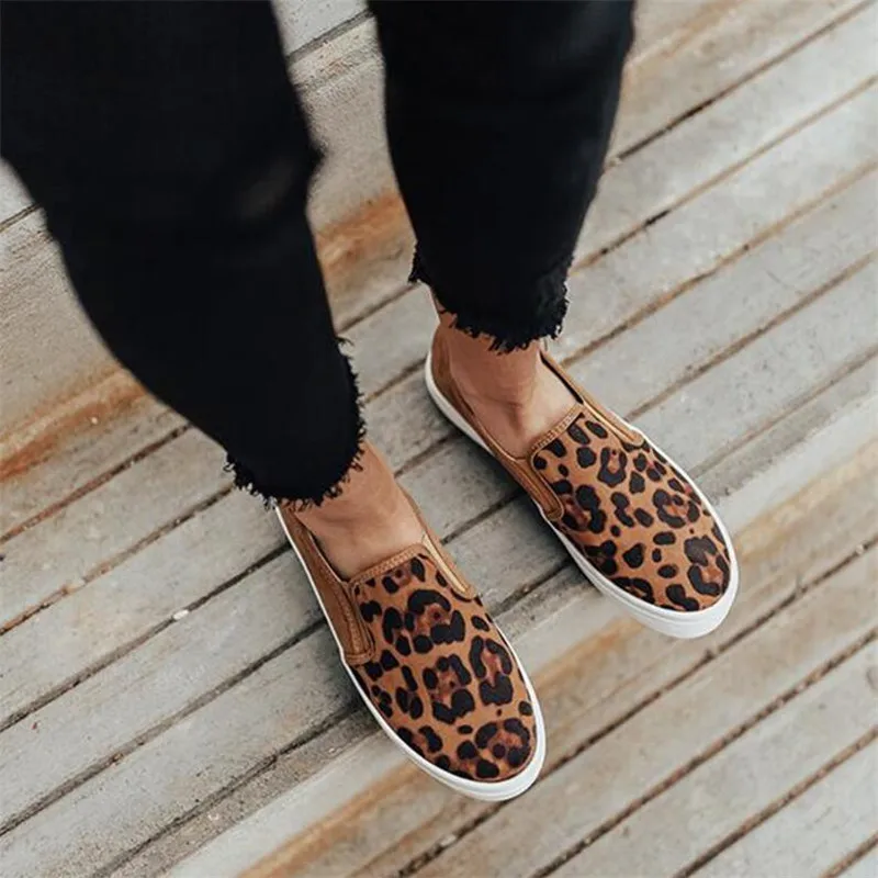 

Women flat shoes 2019 new female leopard snake loafers soft bottom one pedal lazy shoes women slip on flats