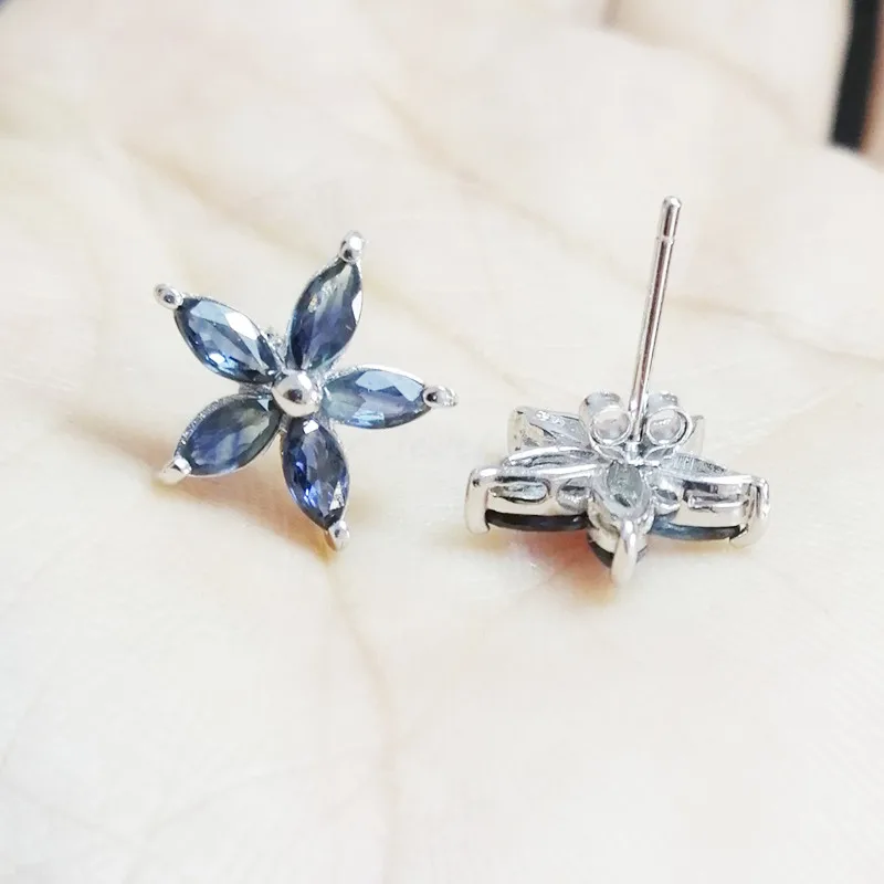 Серьги-гвоздики из натурального сапфира в цветочном стиле 0.2ct * 10 шт драгоценный