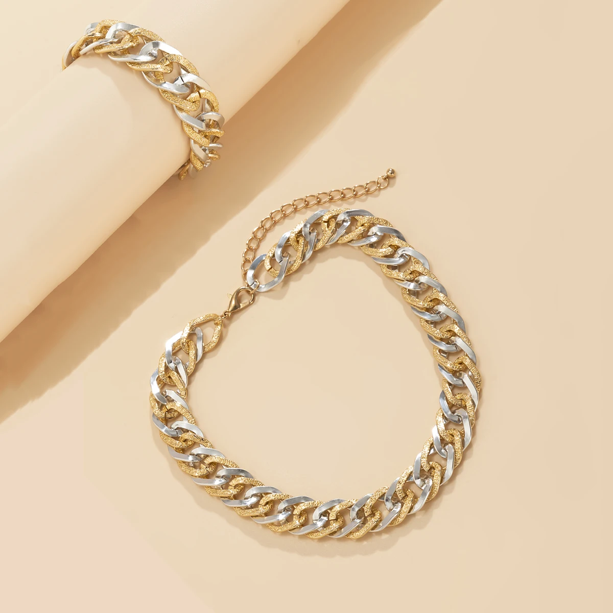 

PuRui Punk Thick Chain Necklace on the Neck Hip Hop Gold Color Cross Stitched Short Choker Necklace for Women 2021 Fashion Gift
