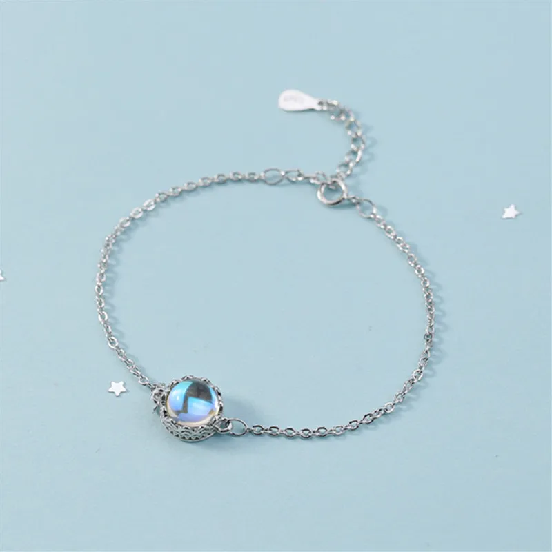 

Женский браслет из серебра 925 пробы с круглыми бусинами