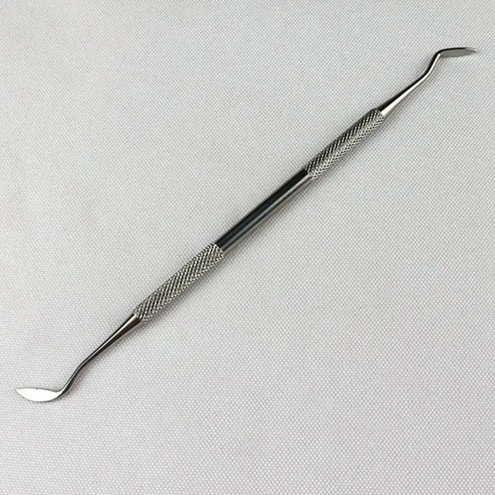 инструмент для удаления зубного камня. скалер стоматологический для снятия налета. набор инструментов для чистки зубов. инструмент для удаления зубного камня. стоматологический инструмент скалер.