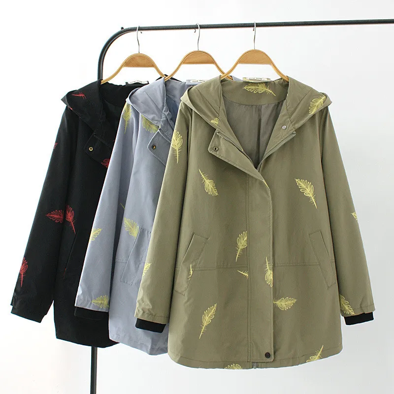 

Женский свободный тренчкот с капюшоном, Повседневная ветровка большого размера с принтом перьев и манжетами с резьбой, 2022