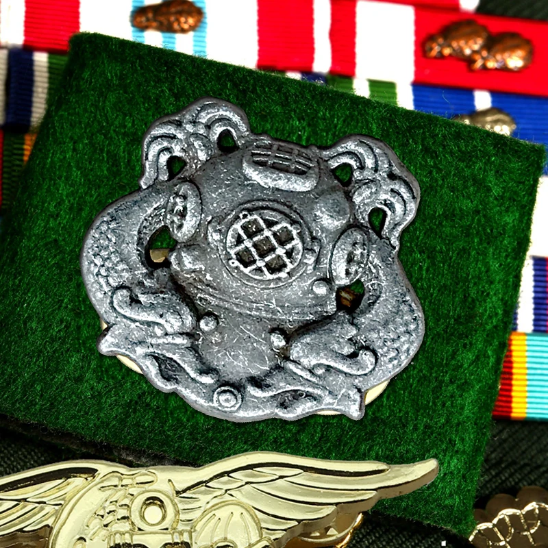 Металлическая винтажная роскошная брошь в американском стиле для