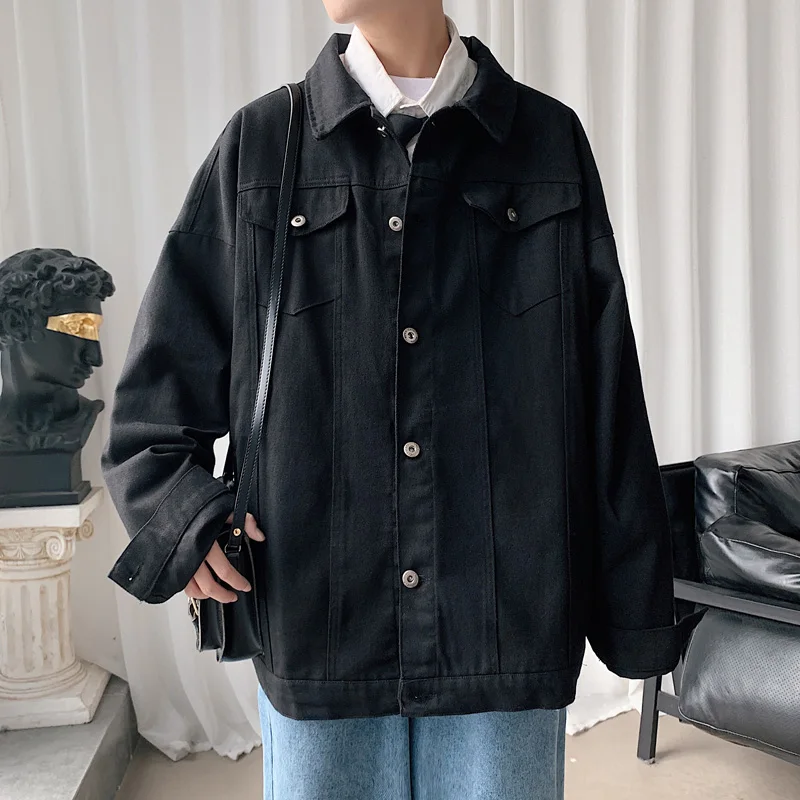 

Coats & Jackets