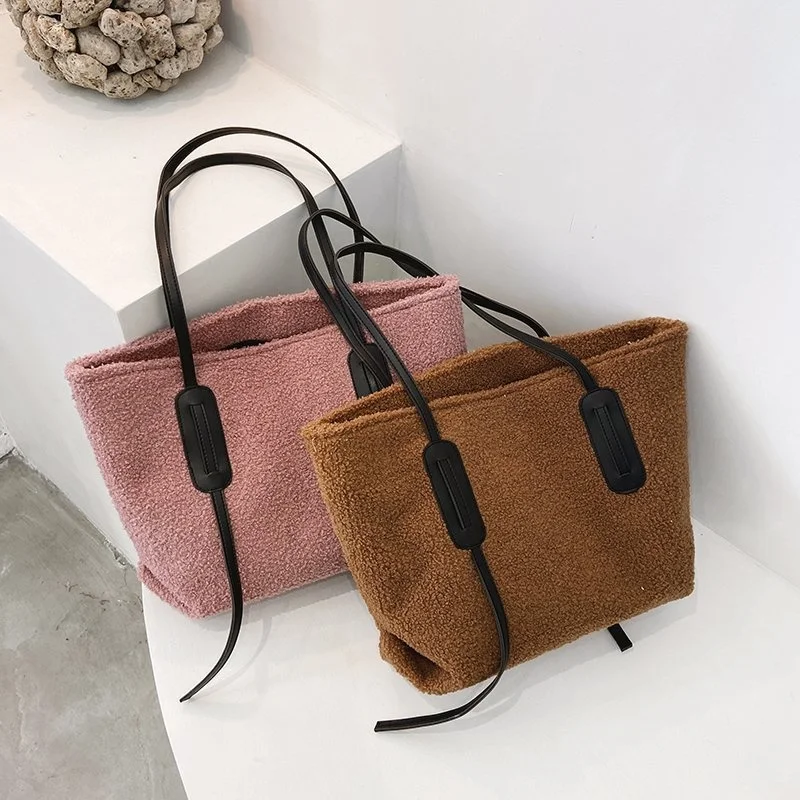 

Women Tote Bag Autumn Winter Women's Handbag Single Shoulder Bag Large Capacity Portable Bags 2021 New Plush Bags