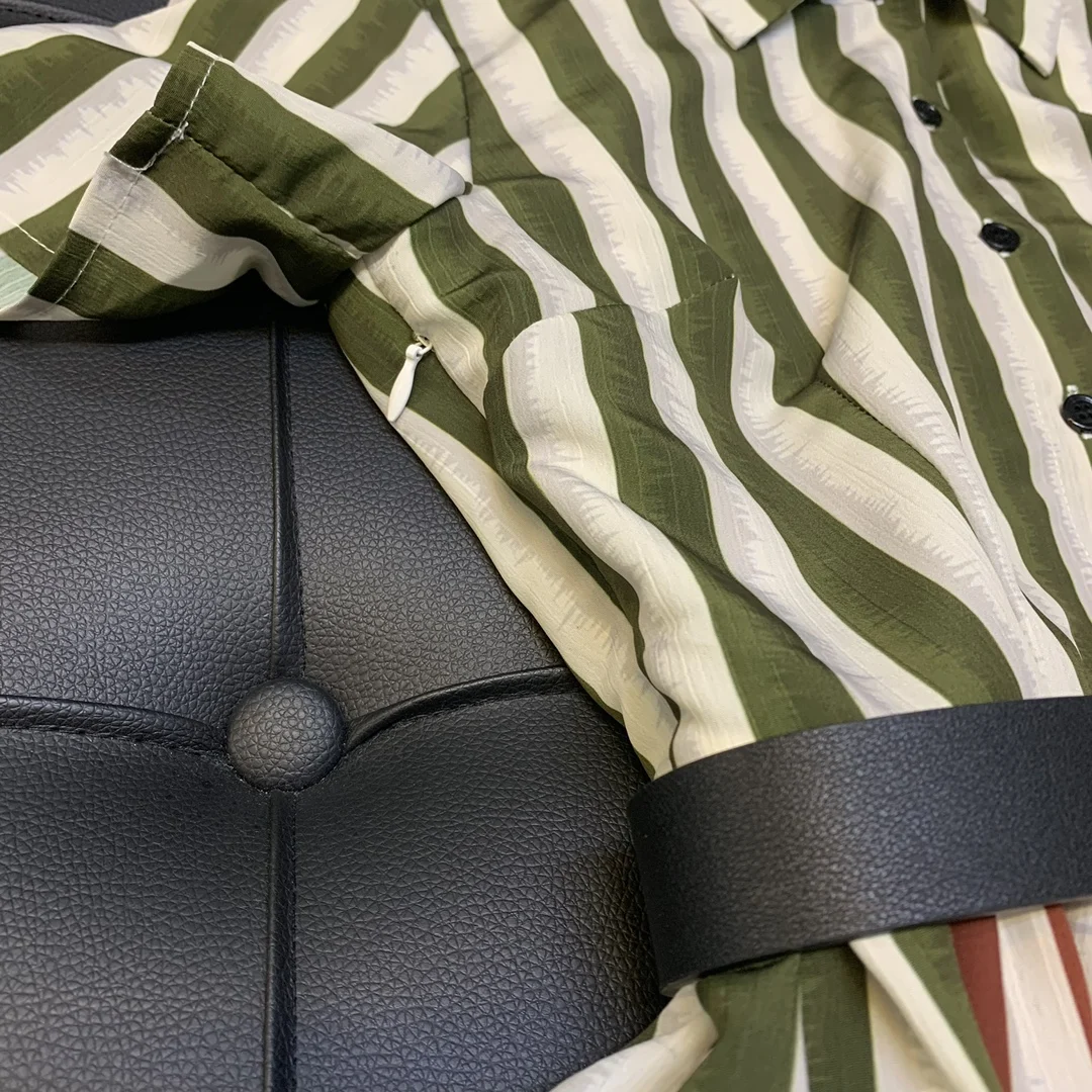 

2021 new women fashion short-sleeved lapel tie stitching contrast color striped dress 0419