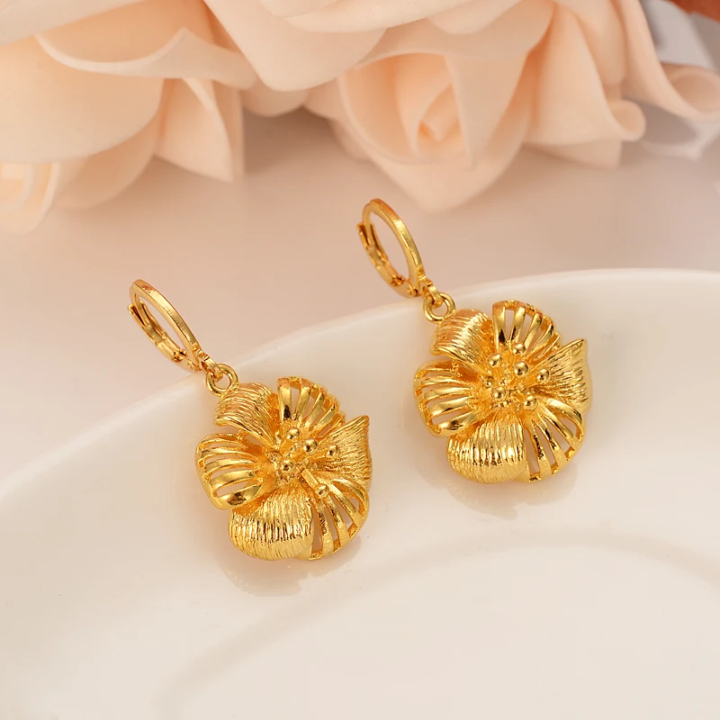 Украшения Gold Charms Jewelry с прекрасными подвесками в форме цветов для женщин - серьги-капельки brincos. Винтажный стиль для девочек, детей и взрослых. Рождественский подарок, украшение для тела.