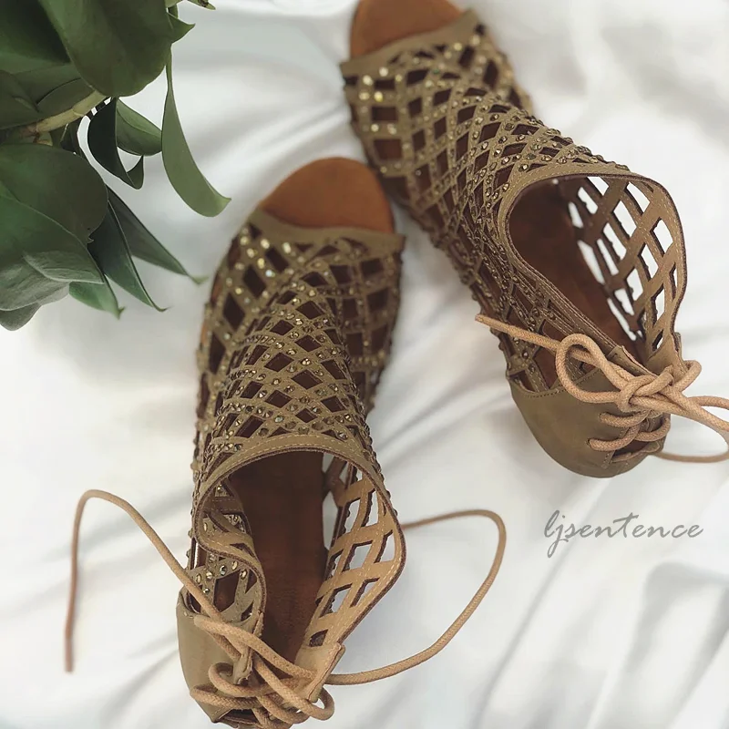 

Woman Latin Dance Boots Brown Coffee Ladies Flat Dancing Heels for Salsa Kizomba Bachata Training Performance Party Soft Shoes