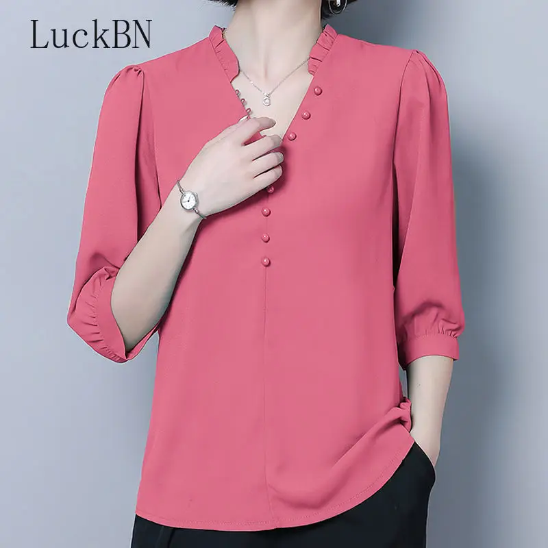

Spring Summer Blouses Large Size Solid Color Chiffon Shirt Women Beaded Simple Temperament V-neck Half Sleeve Blouses Female