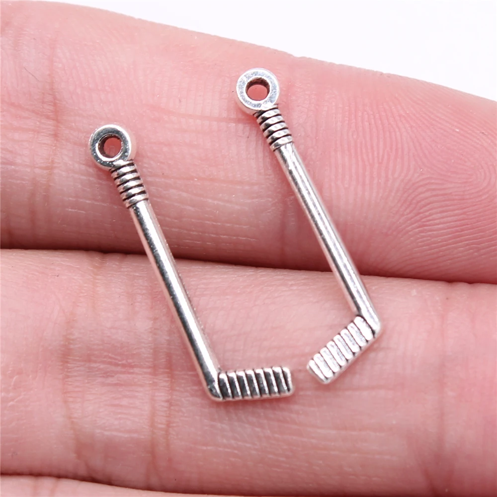 

WYSIWYG 40pcs Charms 25x7mm Hockey Stick Charms Pendant Antique Silver Color For Jewelry Making DIY Jewelry Findings
