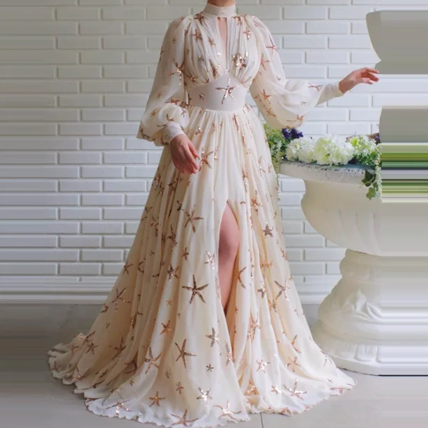 Женское платье с рукавами и блестками вечернее длинное для выпускного