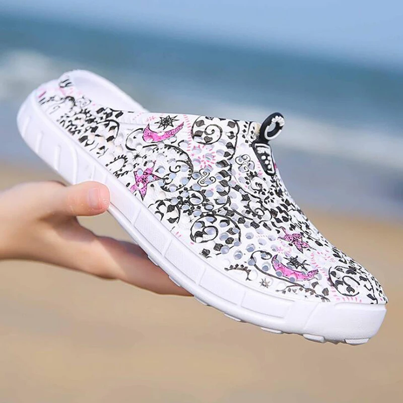 

Women Sandals Ladies Beach Sandals Casual Outdoor Waterproof Slippers Flats Shoes 2021 Fashion Hollow Out Breathable Shoes