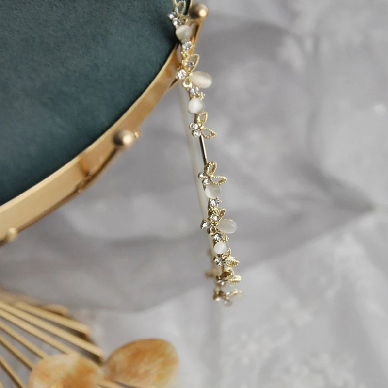 

Lady Retro Cat Eye Rhinestone Headband Fashion Girl Rhinestone Headband Exquisite Butterfly Styling Headband Hair Accessories