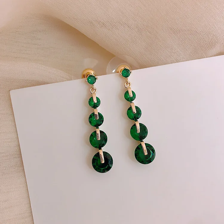 Новые контрастные винтажные стильные серьги подвески в Корейском стиле с