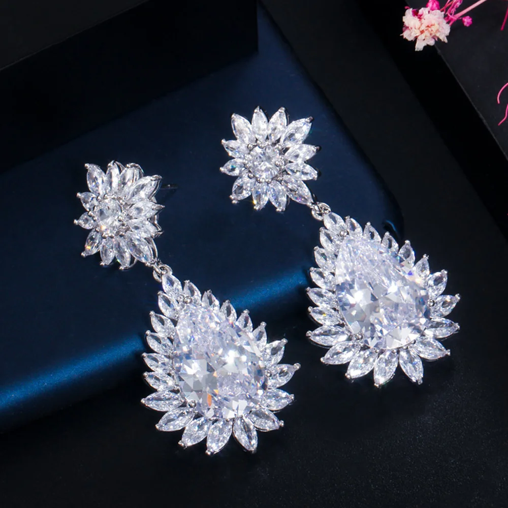 PeraLuxury ювелирные изделия золотого цвета цветок шарм кубический цирконий