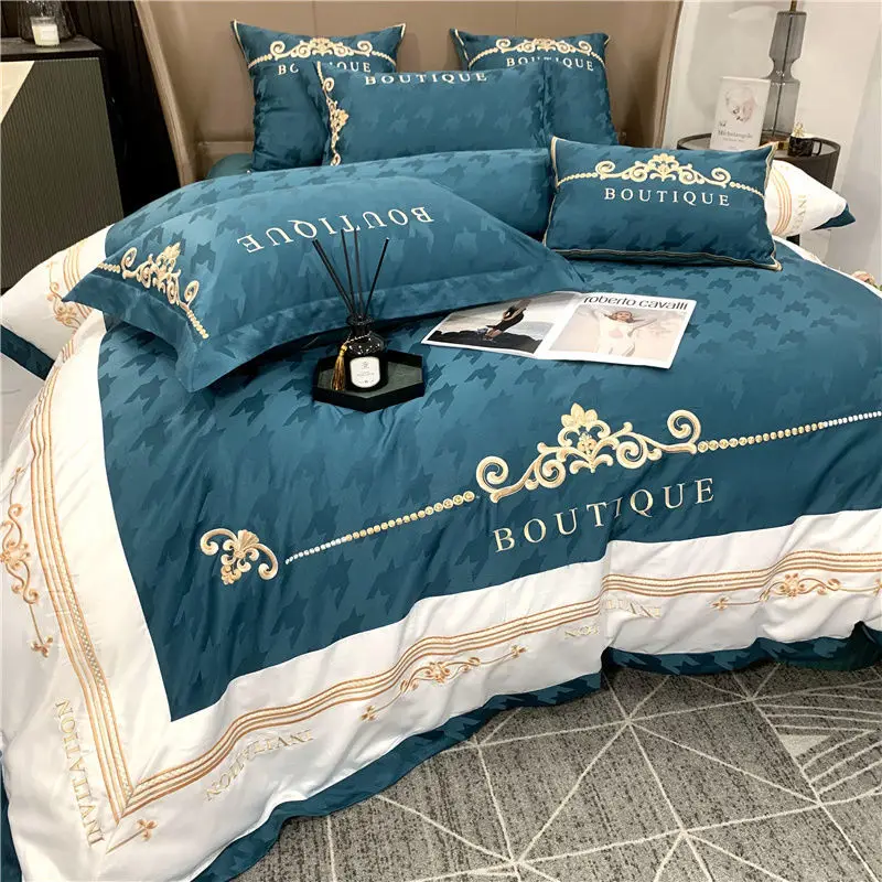 

Nordic Europe Bedding Set Double Side Silk Soft Cotton Chic Embroidered Duvet Cover Luxury Bed Sheet Pillowcases Queen King Size