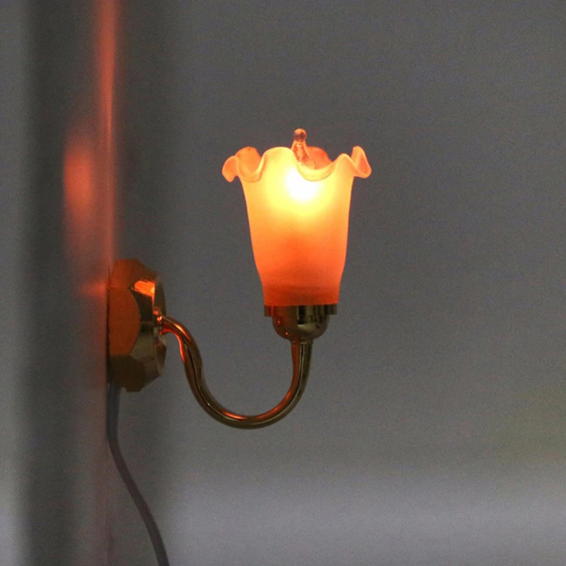 

1:12 Dollhouse Miniature Golden Flower Bud Wall Lamp Model Doll House Home Decoration Accessories