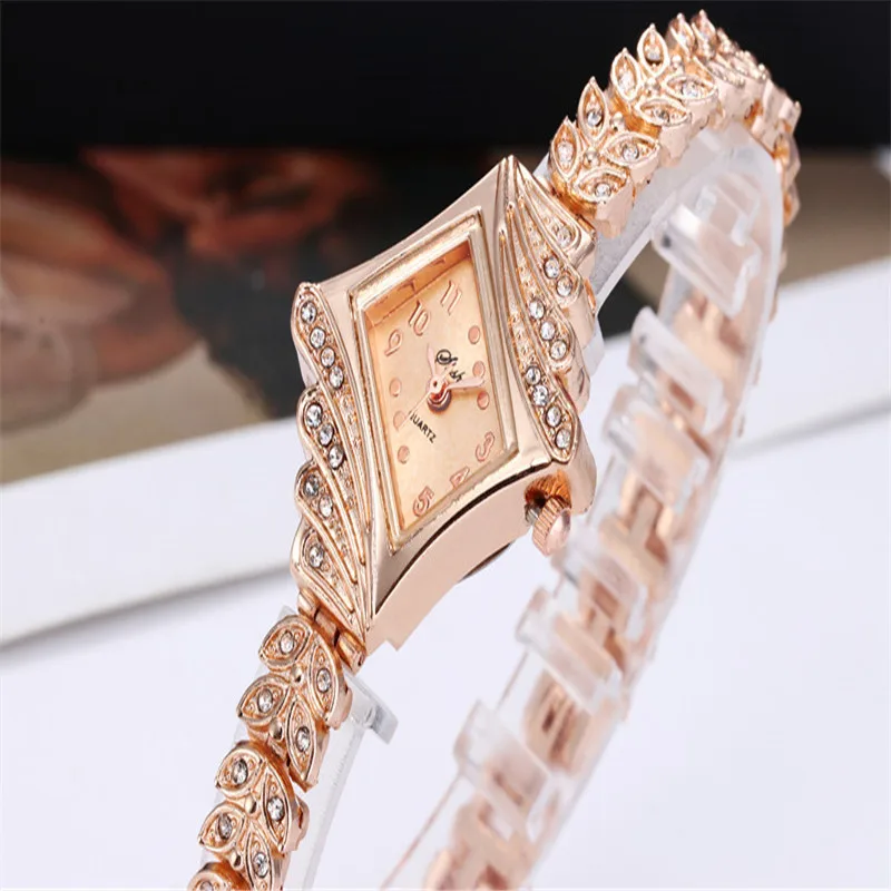 

Luxury Women's Watches Fashion Rhinestone Inlaid Alloy Strap Watches for Women New Trend Ladies Quartz Watches Reloj De Mujer