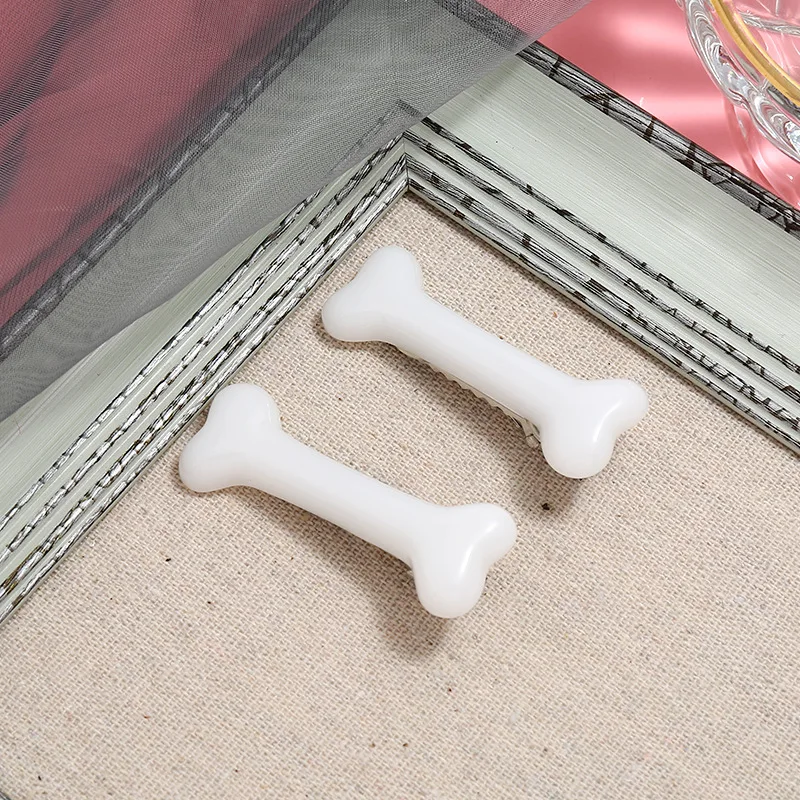 

CN 1PCS Women Dog Bone Design Hairpin Fashion Creative Popular Hair Clips Dog Bone Design Hairpin Charm Hairpin Hair Accessories