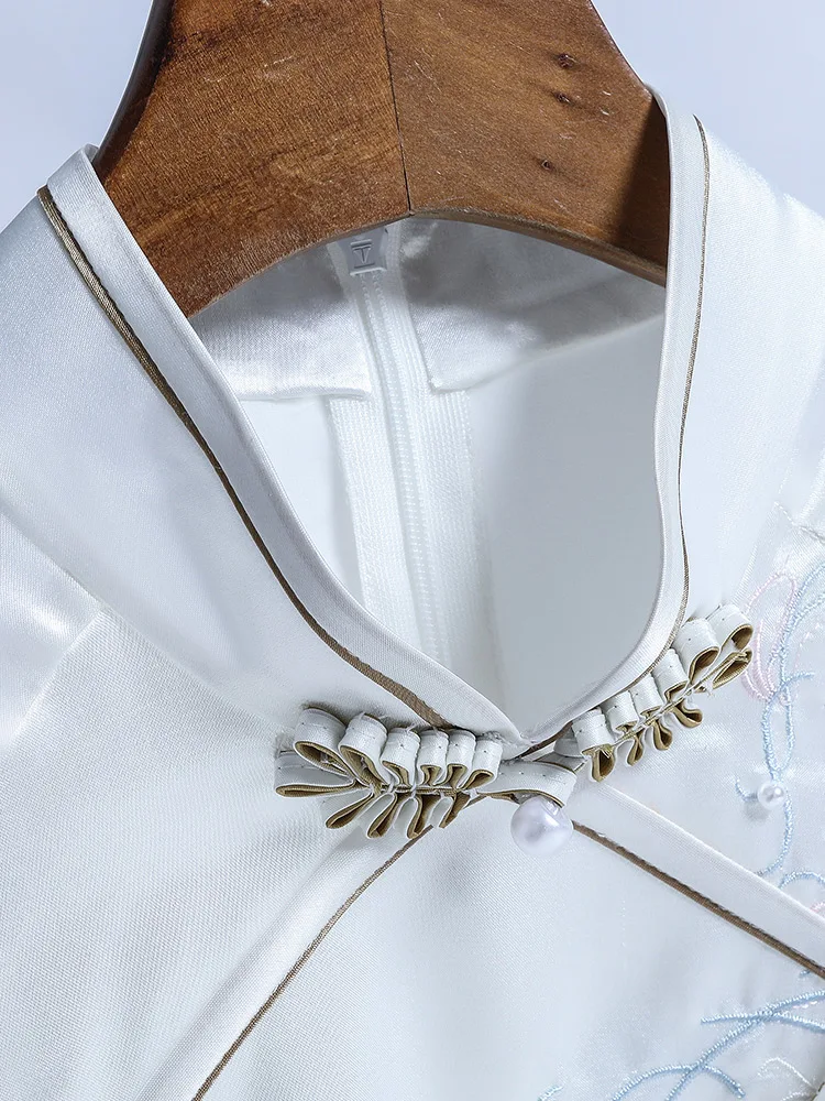 Китайское восточное платье-Ципао с воротником-стойкой и вышивкой | Тематическая