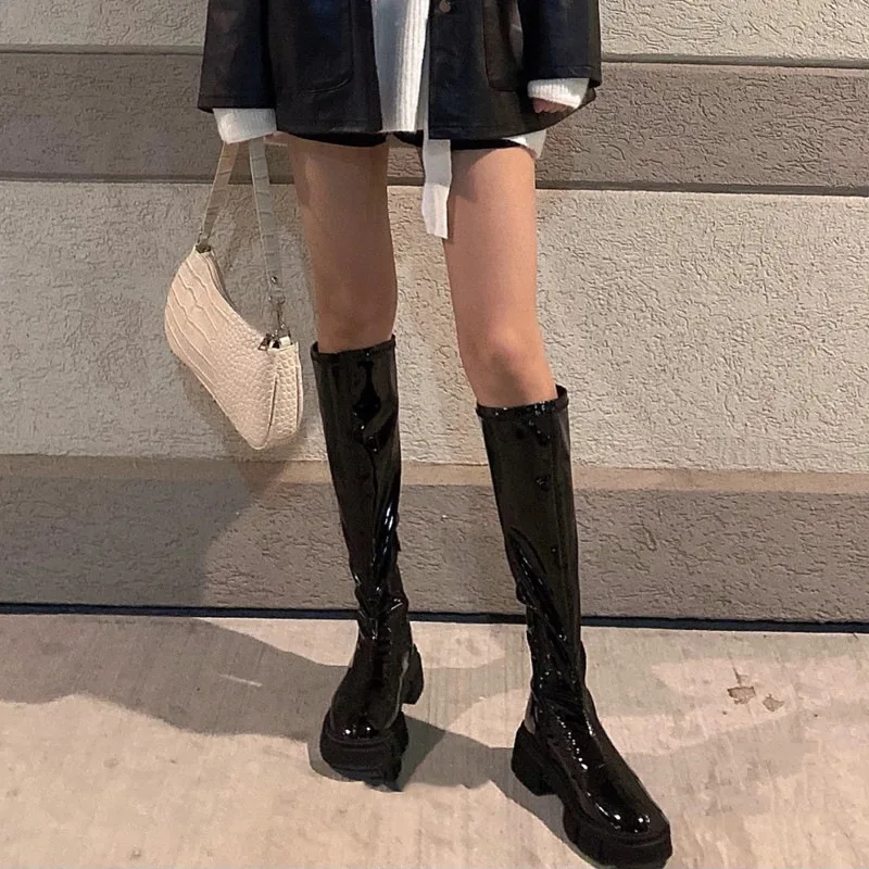 

Рыцарские ботинки, Новинка осени и зимы 2021, лакированные кожаные высокие ботинки на плоской подошве, женские ботинки на толстой подошве с уз...