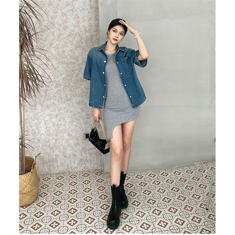 

2021 new retro washed triangle logo short-sleeved denim shirt, summer ladies casual solid color loose shirt all-match blouse