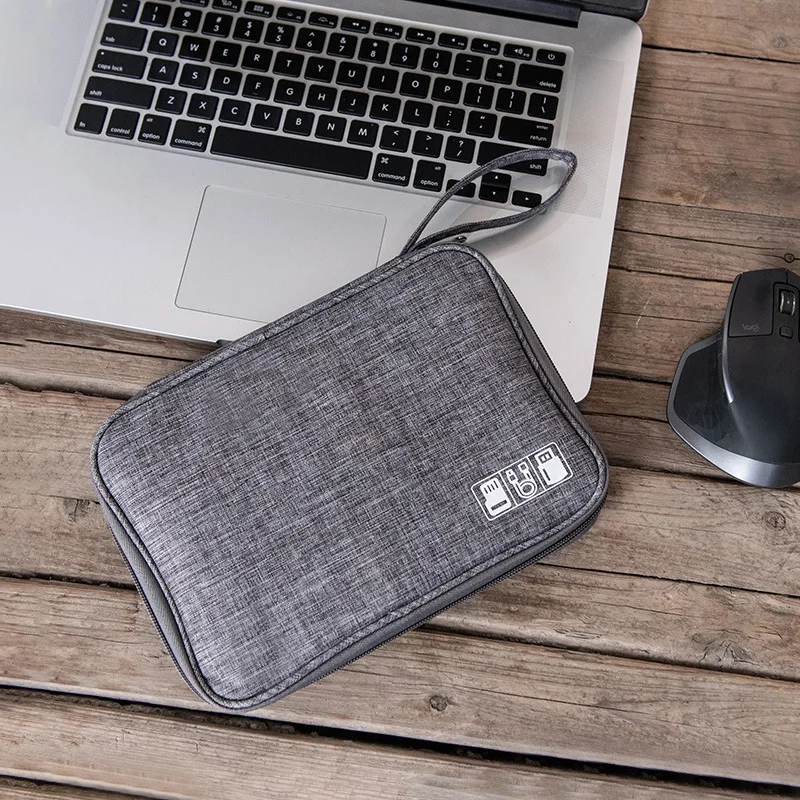 Чехол-органайзер для наушников на молнии |