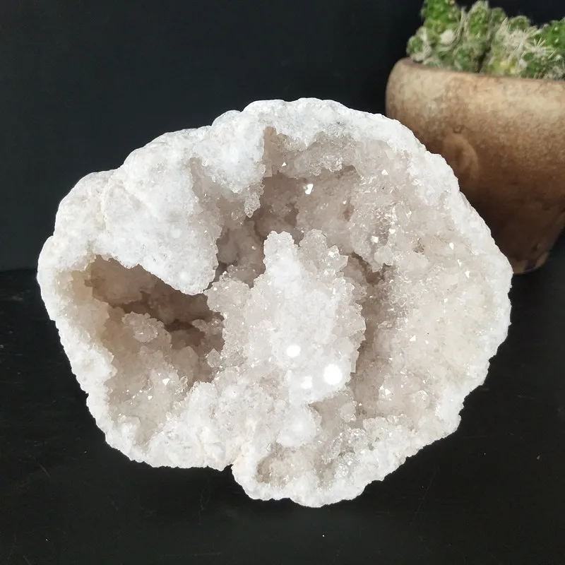 300-350g natural White agate geode crystal cluster Cornucopia feng shui Decorative stone gemstones | Дом и сад