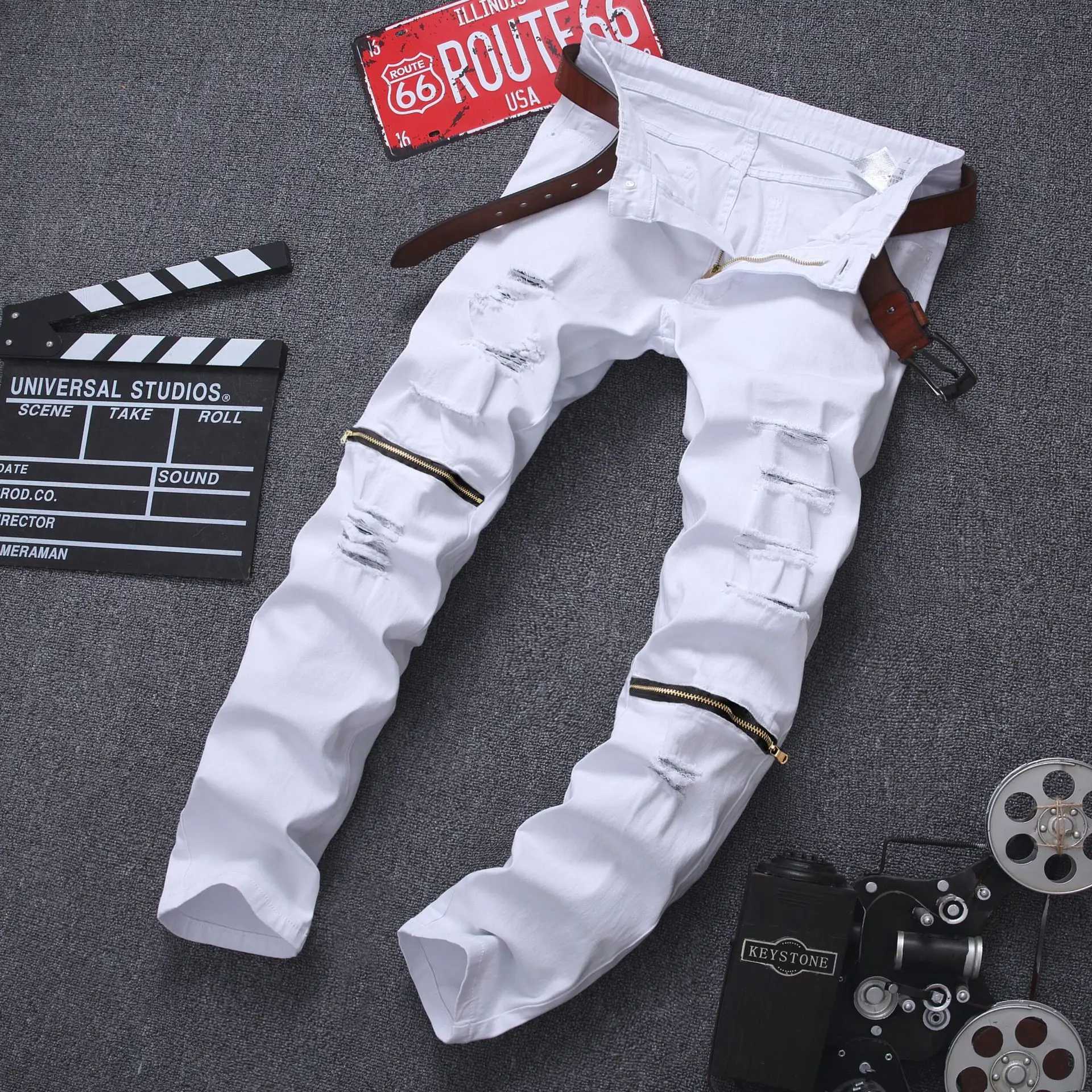 

In the spring of 2020 men zipper decoration leisure jeans white zipper more high elastic pants